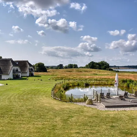 Seeschwalbe 12 Im Wreecher Idyll Ruegen By Ruyastay Apartamento